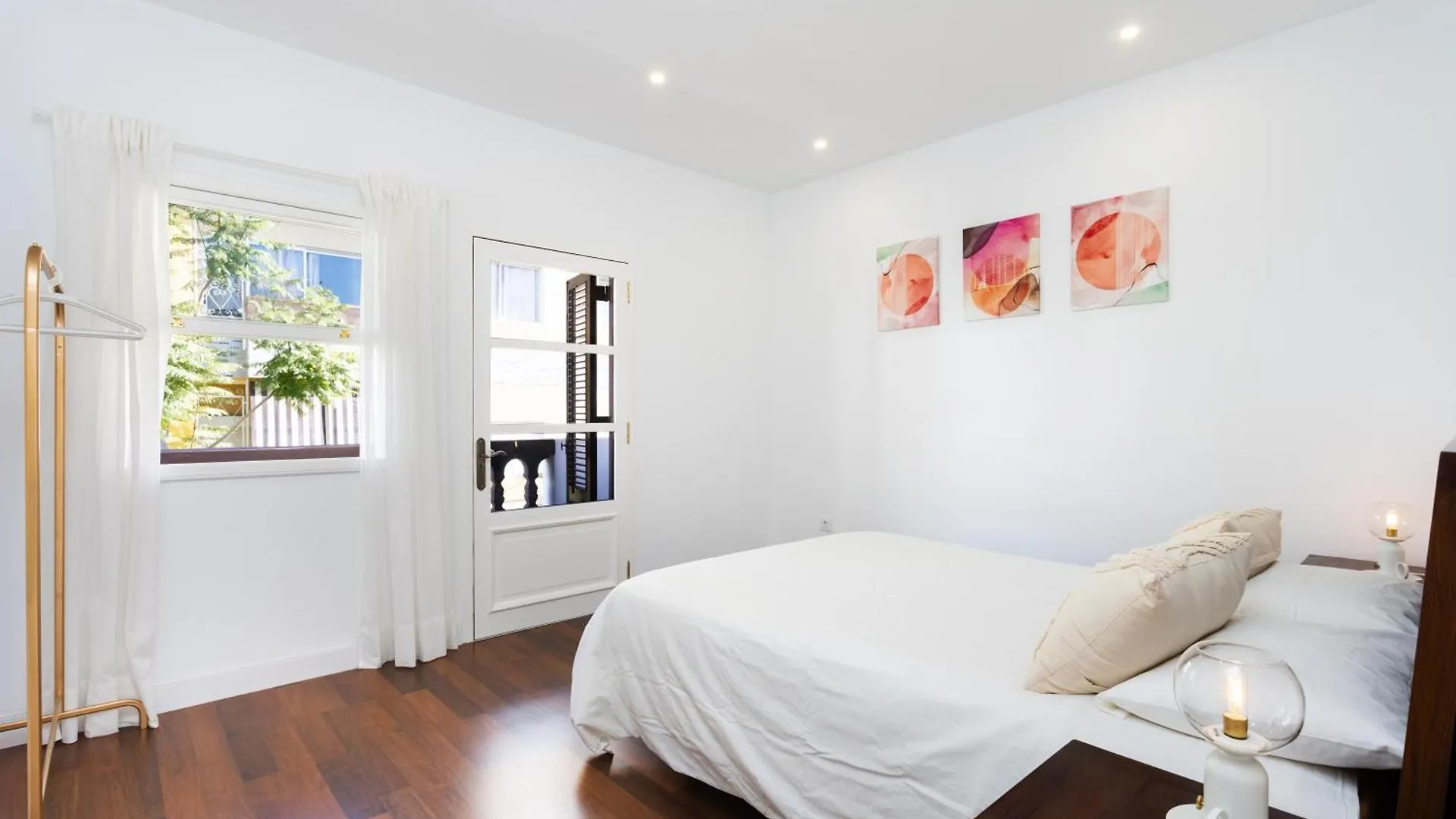Home2Book Stylish Apt With Terrace In Santa Cruz ספרד